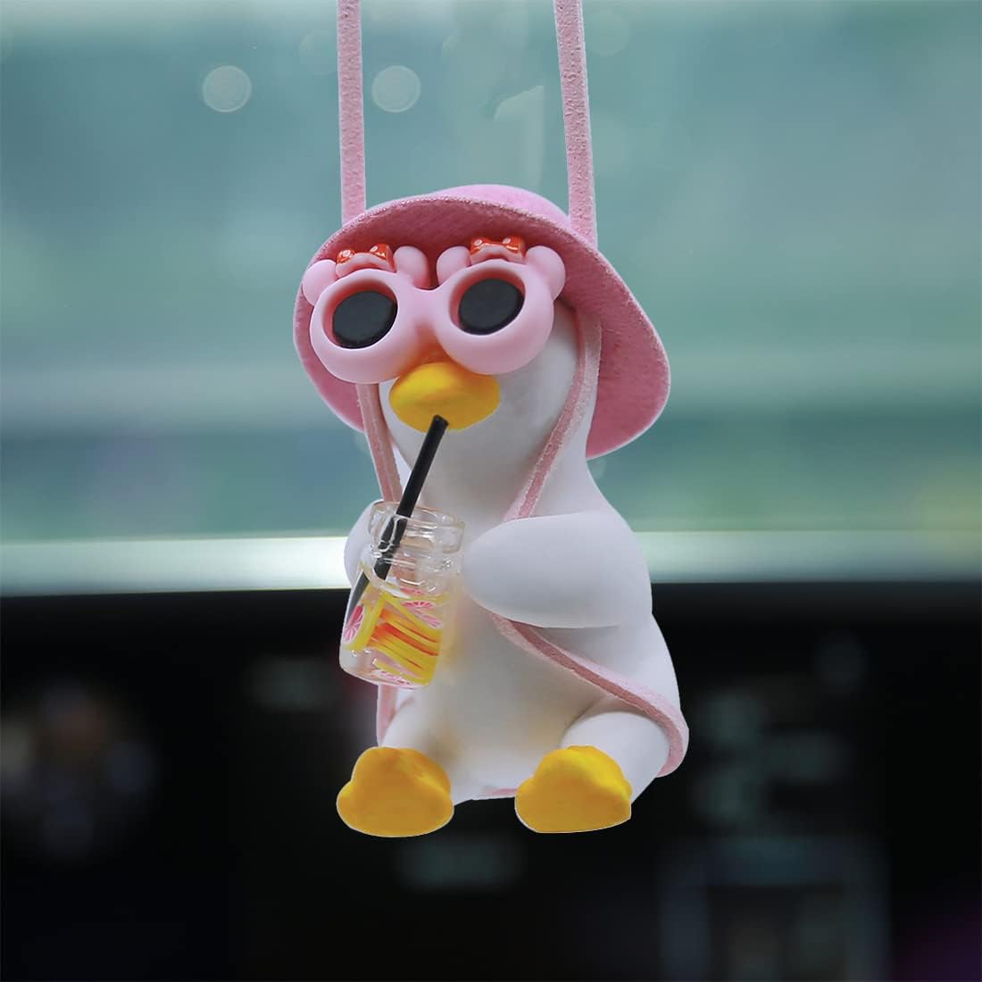 Cute Swinging Duck Car Hanging Ornament Car Pendant Car Rearview Hanging Accessories